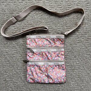 Le Sport Sac Flowery Purse